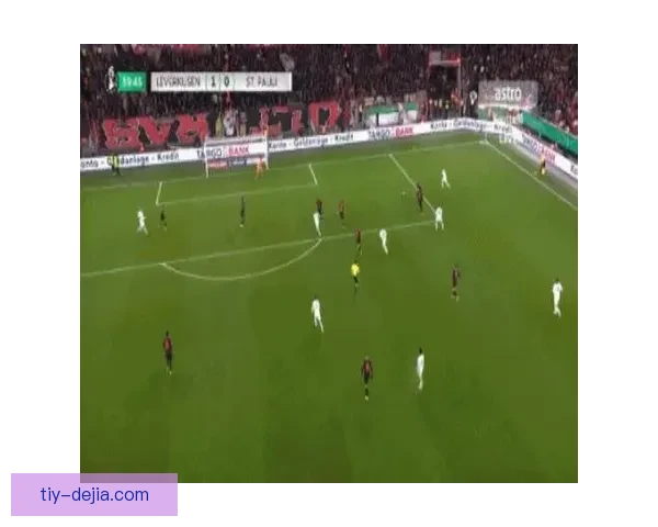 半场勒沃库森2-0双星破门 半场勒沃库森2-0双星破门